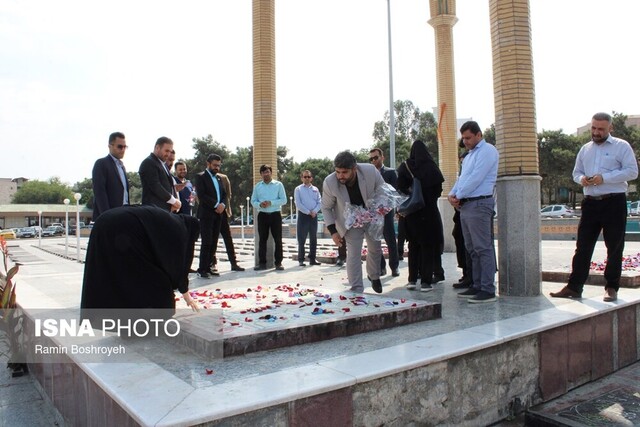 جهادگران جهاد دانشگاهی آبادگر و توسعه نگر هستند