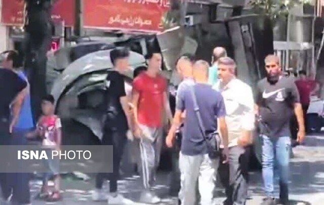 برخورد کمپرسی با ۱۱ خودرو در گرگان/ مصدومیت ۸ نفر در این حادثه برخورد کمپرسی با ۱۱ خودرو در گرگان/ مصدومیت ۸ نفر در این حادثه