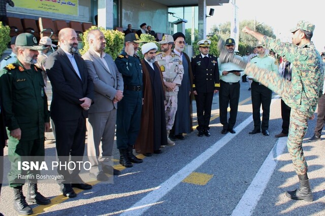 صبحگاه مشترک نیروهای نظامی و انتظامی گلستان