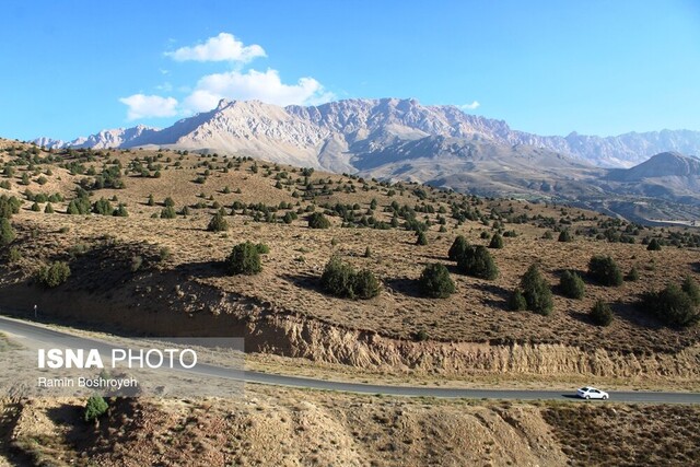 «قله گاوکشان» بام گلستان