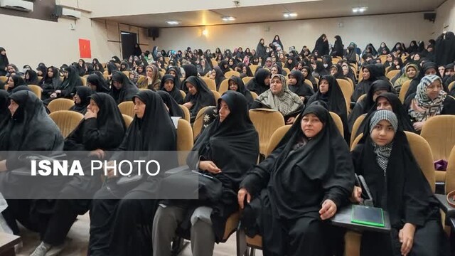 قیام امام خمینی (ره) به برکت وجود حضرت معصومه (س)