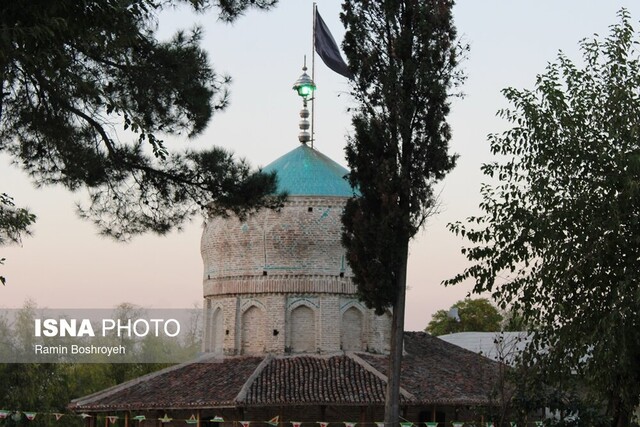 روستایی که با نور امامزادگان روشن است + عکس