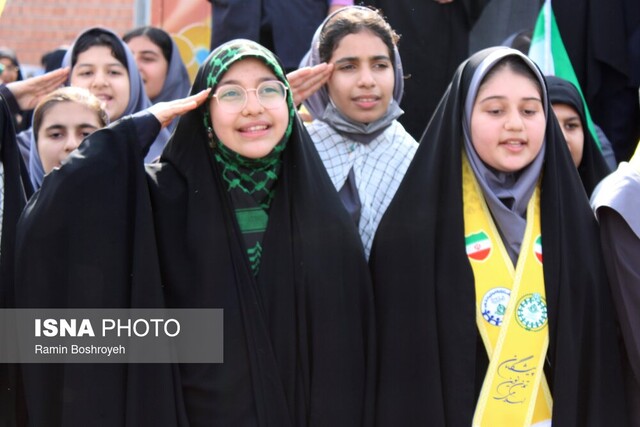 موج خروشان مردم دارالمؤمنین گرگان در راهپیمایی ۱۳ آبان