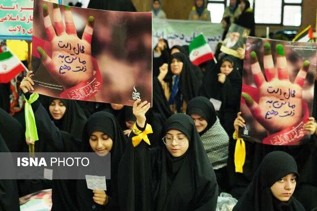 حضور پرشور گرگانیها در راهپیمایی ۱۳ آبان