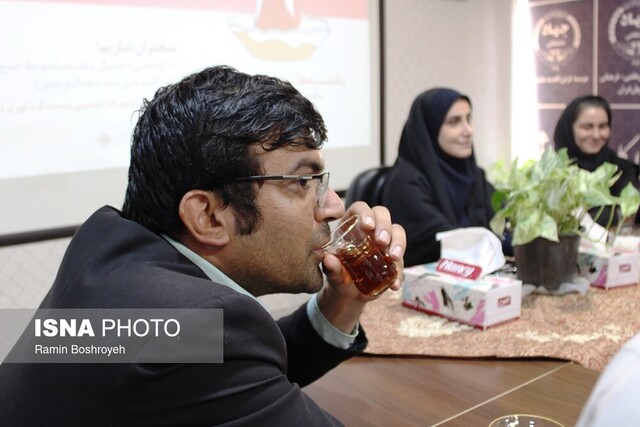 محفل گفت‌وگوی چای قندپهلو در جهاد دانشگاهی گلستان