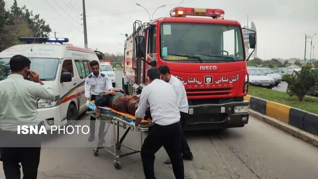 عکس تزئینی ست مرگ ۲ کارگر بر اثر مسمومیت گازهای شیمیایی در شهرک صنعتی سمنان