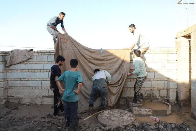 کمکرسانی دانشجویان جهادگر در سیل روستای «عباس‌آباد» گنبدکاووس