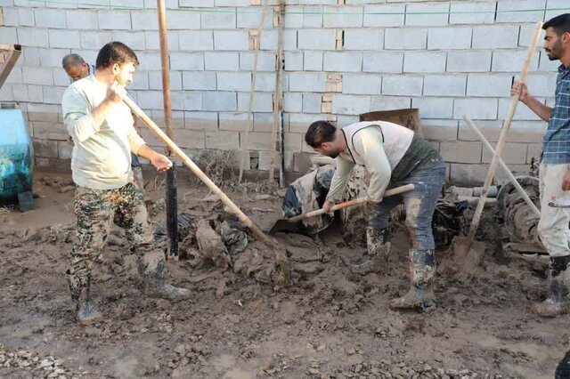 کمکرسانی دانشجویان جهادگر در سیل روستای «عباس‌آباد» گنبدکاووس