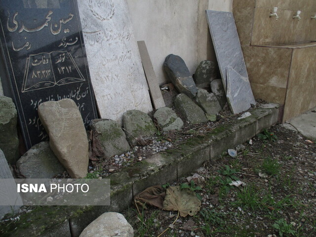 تاراج تاریخ در گورستان «نومل» گرگان/ سنگ قبرهایی که تخریب میشوند