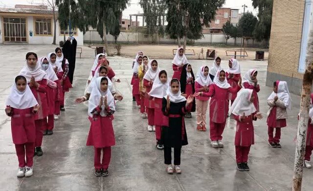 اجرای پویش ملی «لبخند ایران» توسط دانشجویان گنبدکاووس