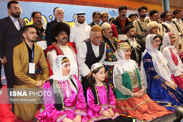بازدید وزیر میراث فرهنگی از نمایشگاه فرهنگ و اقوام ایران زمین گرگان