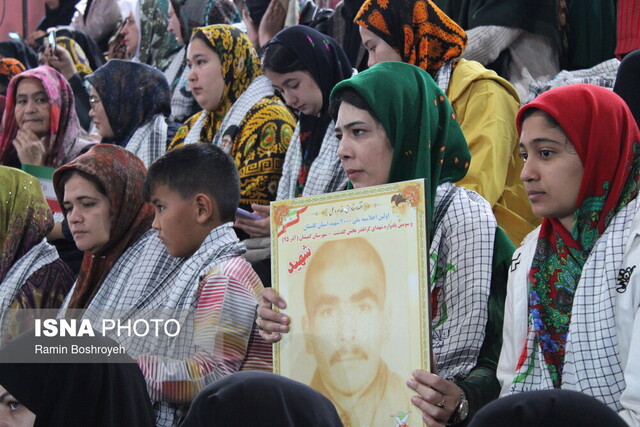 شیوهای غلط که توسط سپاه نینوا برچیده شد!/ صف اولیها بر سکو نشستند