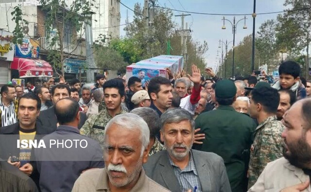 وداع مردم گالیکش با نخستین شهید مدافع حرم گلستان
