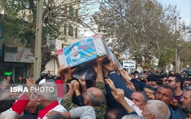 وداع مردم گالیکش با نخستین شهید مدافع حرم گلستان