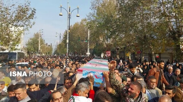وداع مردم گالیکش با نخستین شهید مدافع حرم گلستان