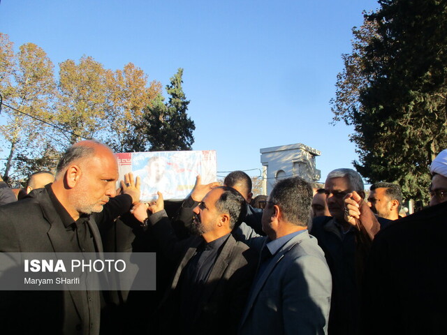 نواخته شدن زنگ «ایثار و شهادت» در دانشگاه علوم پزشکی گلستان/ تشییع مدافع حرم در دانشگاه گرگان