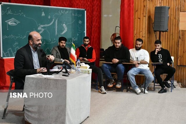 دانشجوی مطالبهگر موفق است/ دانشجو در تله معاند و دشمن گرفتار نمیشود