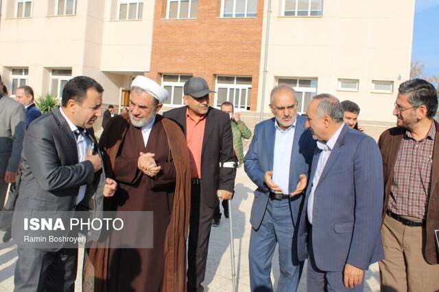 نشست پرسش و پاسخ معاون رئیس جمهور با دانشجویان دانشگاه گلستان