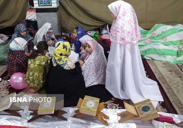 دانشآموزان در آیین اعتکاف - گرگانی
