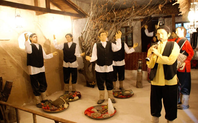 سفری به دل تاریخ در بازدید از موزههای گلستان