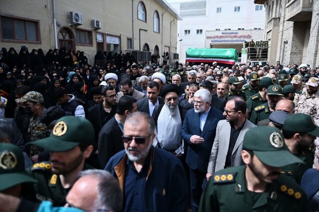 پیکر ام الشهدا گرگان در آغوش خاک آرام گرفت