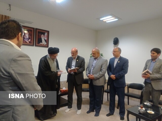 دستاوردهای جهاد دانشگاهی برای مردم تبیین شود