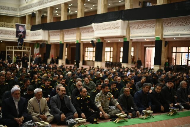 پرچمی که شهید رئیسی برافراشت را هرگز بر زمین نخواهیم گذاشت