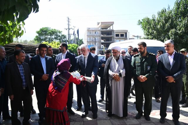 برگزاری مراسم متمرکز افتتاح و کلنگزنی ۶۶۶ پروژه در آزادشهر برگزاری مراسم متمرکز افتتاح و کلنگزنی ۶۶۶ پروژه در آزادشهر