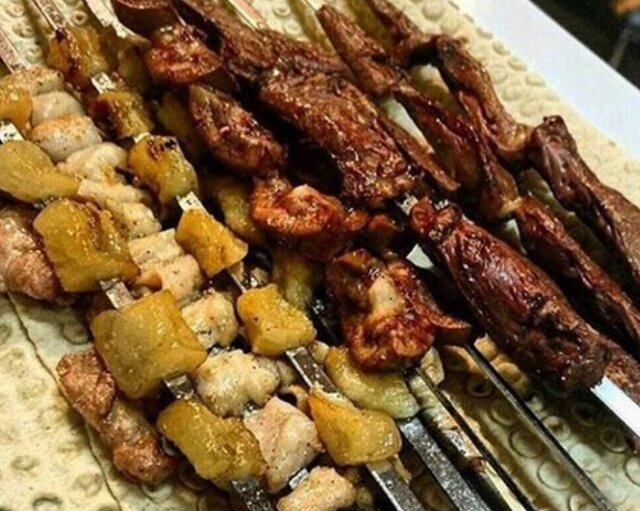 آشنایی با مضرات و خواص شگفتانگیز جگر در «پایتخت جگرکی ایران»