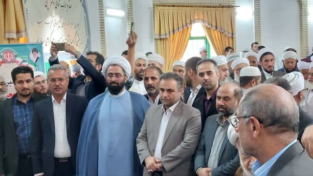 جشن بزرگ میلاد پیامبر(ص) و هفته وحدت در آققلا برگزار شد