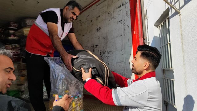 ارسال دومین محموله کمکهای غیرنقدی مردم گلستان برای ملت بی پناه غزه و لبنان ارسال دومین محموله کمکهای غیرنقدی مردم گلستان برای ملت بی پناه غزه و لبنان