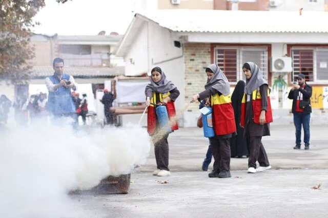 برگزاری مانور سراسری زلزله و ایمنی در مدارس گلستان