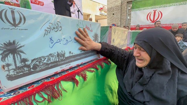 سنگ تمام مردم گرگان در تشییع پیکر مطهر ۴ شهید گمنام دفاع مقدس سنگ تمام مردم گرگان در تشییع پیکر مطهر ۴ شهید گمنام دفاع مقدس