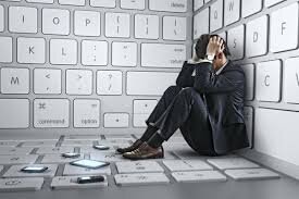 فضای مجازی؛ تهدیدی برای فرهنگ بومی