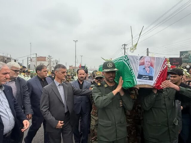 پیکر «مهدی تجر» معلم ایثارگر و جانباز شهید در گلستان تشییع شد