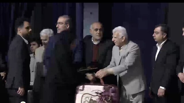 معلمان نمونه گرگان تجلیل شدند معلمان نمونه گرگان تجلیل شدند