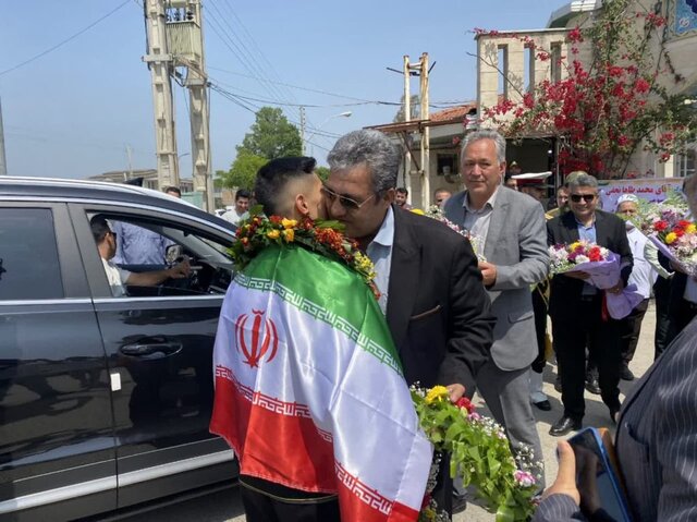 استقبال از مدالآور مسابقات قهرمانی بوکس آسیا در بندرترکمن