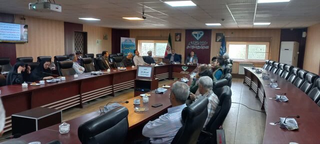 تولید کلید طلایی تمدنسازی / هر سرمایهگذار، رزمنده جهاد بزرگ ملی است تولید کلید طلایی تمدنسازی / هر سرمایهگذار، رزمنده جهاد بزرگ ملی است