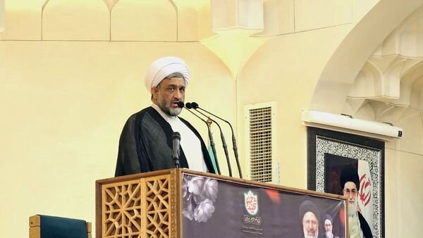 محبوبیت شهید رئیسی نتیجه اخلاص و ولایتمداری بود