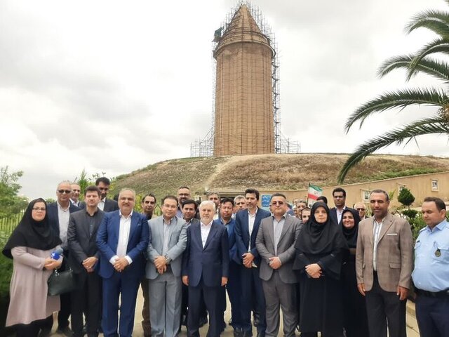 داربست‌های گنبد قابوس تا پایان تابستان جمع‌آوری می‌شود