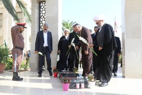 انتقال پیام ترویج فرهنگ ایثار و شهادت، رسالت خطیر ما مسئولین است