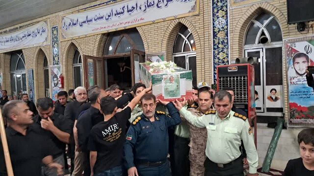 مراسم باشکوه تشییع سه شهید امنیت در گلستان برگزار شد