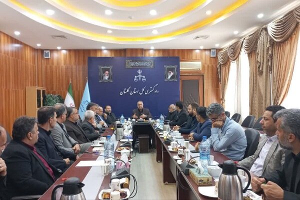 ملت ایران با ولایت‌پذیری، انسجام و شجاعت توطئه استکبار را خنثی کرد