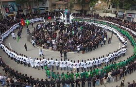 کمر به کمر، دل به دل؛ آیین باشکوه عزاداری در رامیان