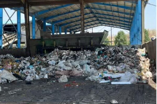 پلمب سایت زباله آزادشهر به‌دلیل دفن غیرقانونی پسماند