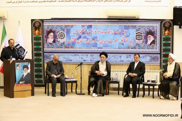 مربیانی آگاه، خوش‌اخلاق و دارای جذبه معنوی در مدارس حضور یابند