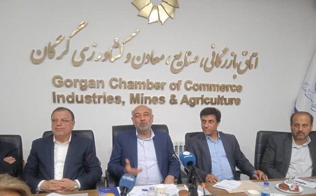 دولت به تنهایی نمی‌تواند از پس چالش‌ها برآید