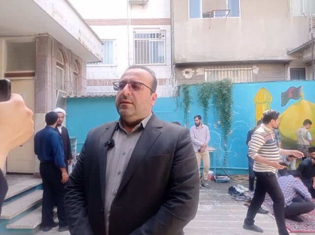 رنگِ همدلی؛ جهاد دانش‌آموزان صدرا برای آراستن «خانه دوم»