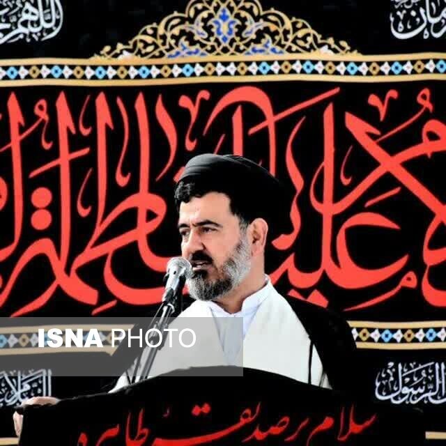 نوجوانی فصل بیداری، مسئولیت و ایثار است نوجوانی فصل بیداری، مسئولیت و ایثار است