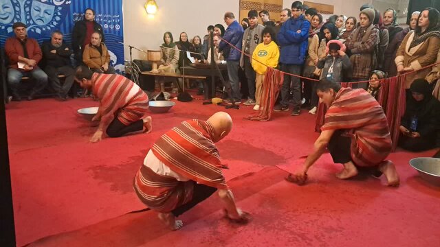 جشنواره تئاتر «کاسپین»؛ صحنه‌ای برای نمایش اراده و استعداد معلولین